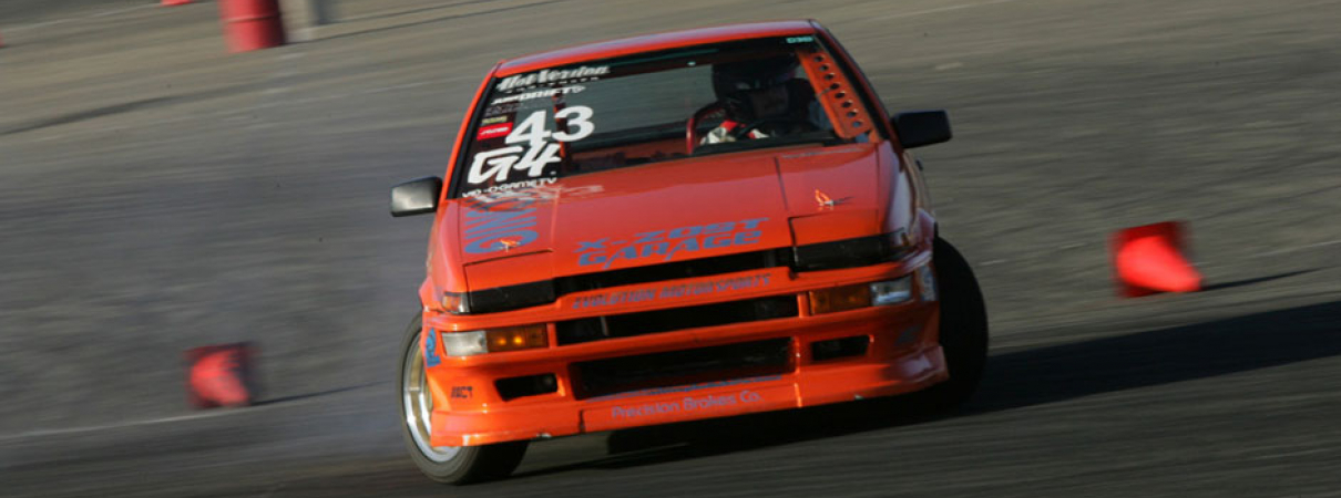 AE86 COROLLA用 トラクションブラケット | Techno Toy Tuning Japan
